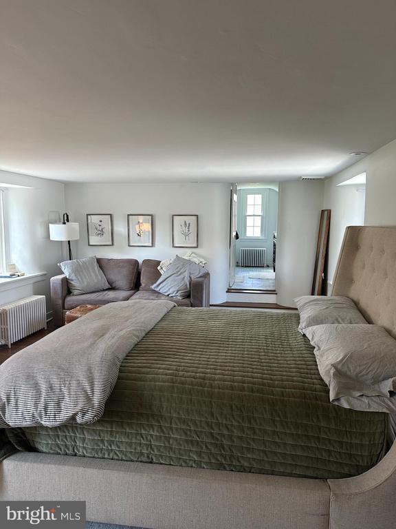 Building Photo - 553 Worthington Rd