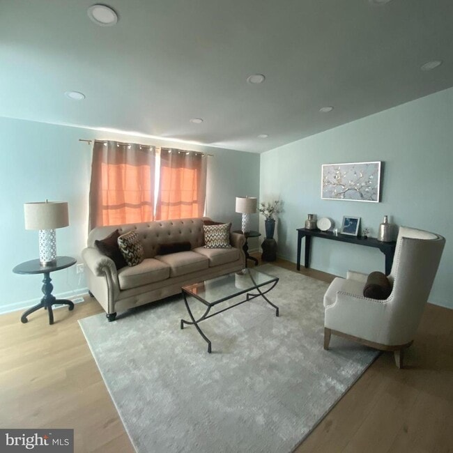 Building Photo - 4426 Cub Run Rd