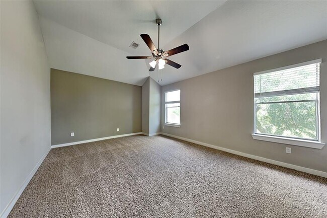 Building Photo - 7447 River Pines Dr