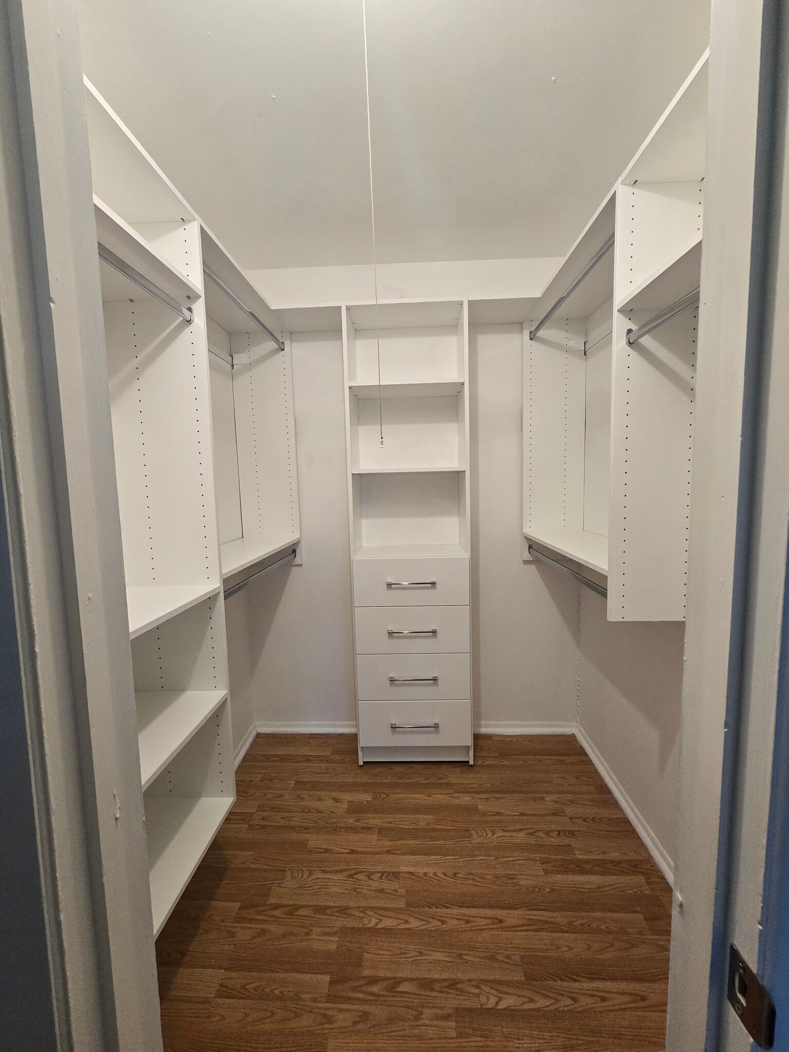 Bedroom Walk-in Closet - 364 Westwood Ave