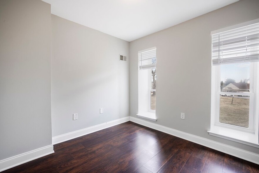 Building Photo - 3216 Spartan Rd