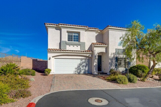 Building Photo - THIS 2 STORY HOME IN A GATED COMMUNITY HAS...
