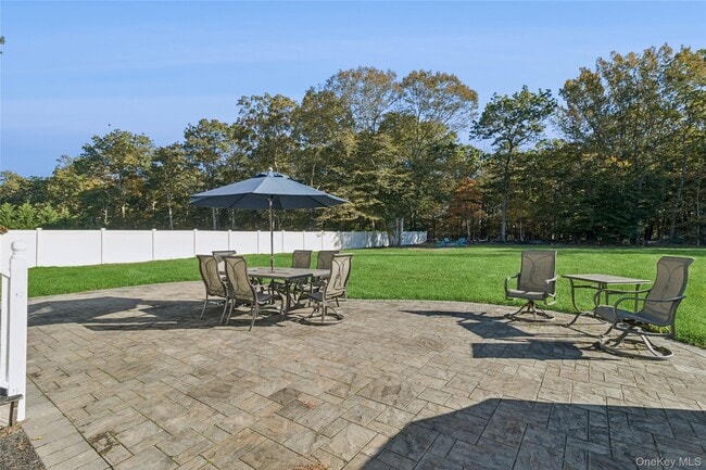 Building Photo - 16 Mastro Ct