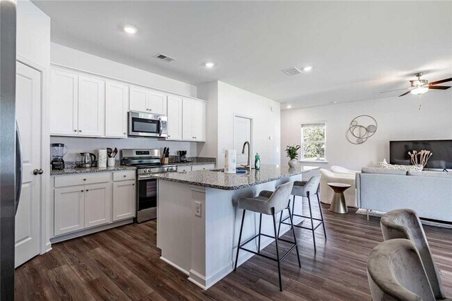 Building Photo - 8317 Hunters Grv Rd