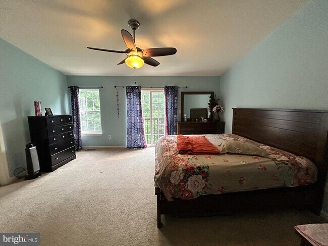 Building Photo - 406 Jacobsen Drive