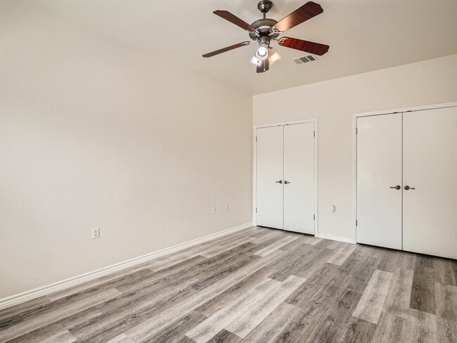 Building Photo - 6102 Reicher Dr