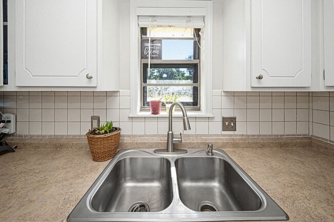 Building Photo - Please View 3D Virtual Walk-Through Before Scheduling a Showing