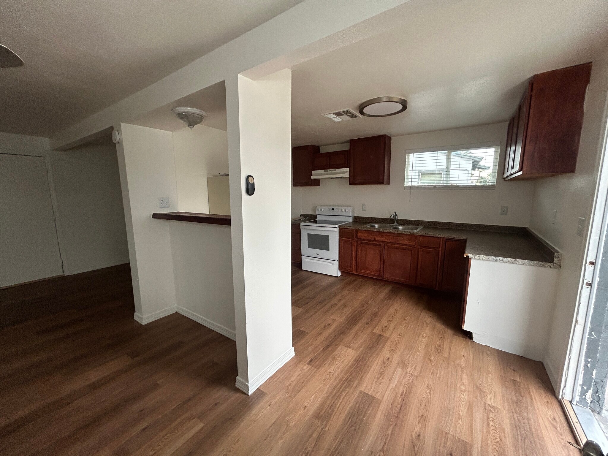 Building Photo - 6739 N 63rd Ave