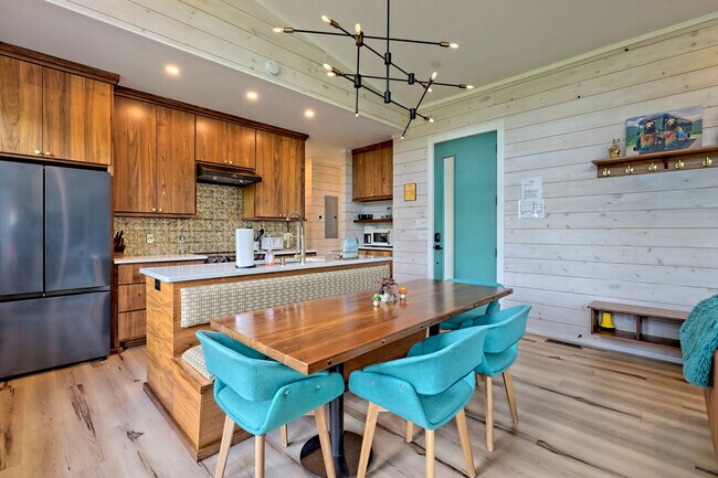 Building Photo - 122 Cannon St