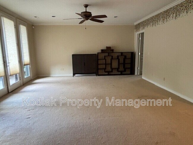 Building Photo - 3608 E Crest Mount Cir