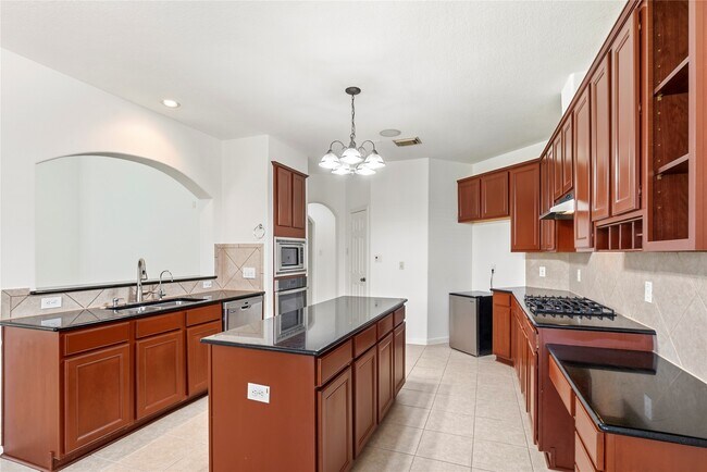 Building Photo - 1810 Candle Light Ct