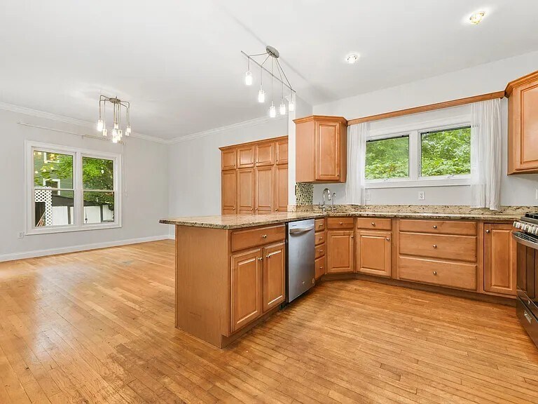 Dining/Kitchen - 20 Keefe Ave