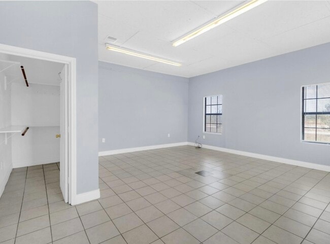 Building Photo - 9678 Interstate 10 Frontage Rd