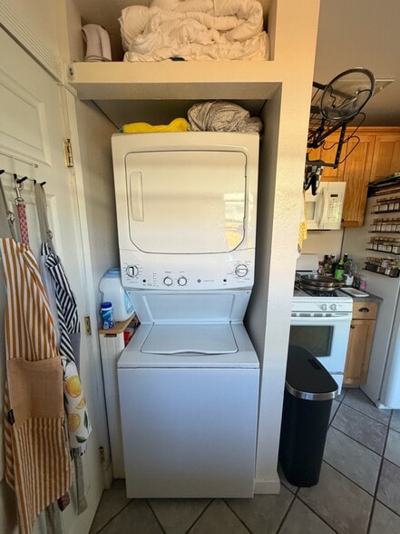 Building Photo - 1741 30th St