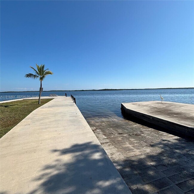 Building Photo - 63 Bass Ave