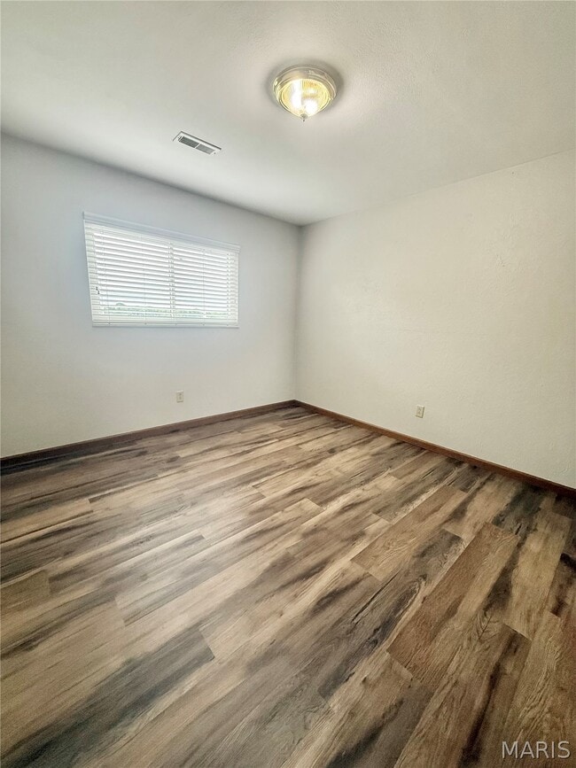 Building Photo - 97 Peachtree Ln