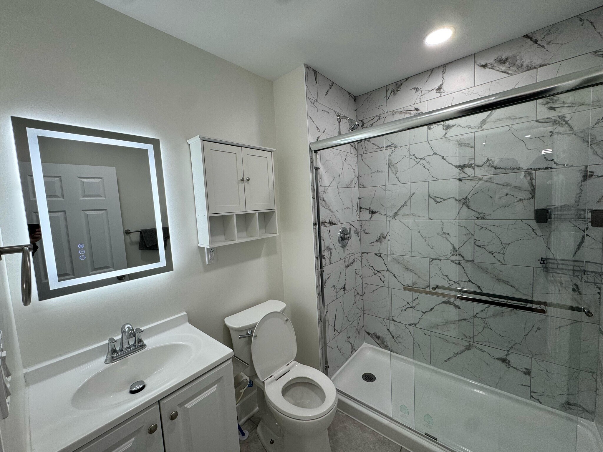 Building Photo - 319 E Main St