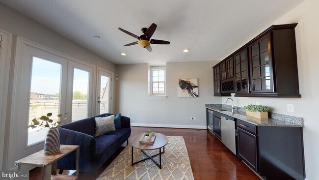 Building Photo - 726 River Mist Dr