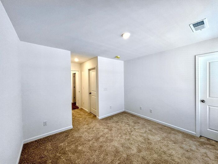 Building Photo - 4142 Tillie Cir