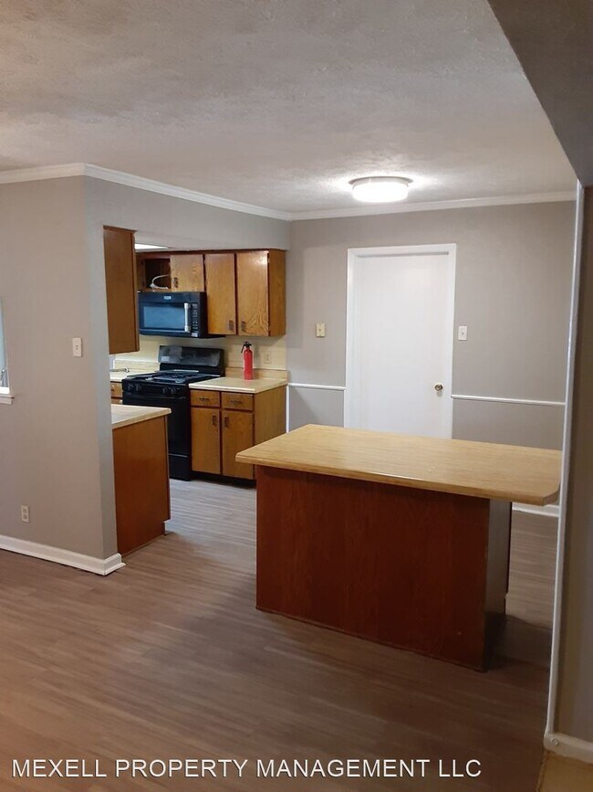 Building Photo - 3 br, 2 bath House - 2804 LAMBERT DR