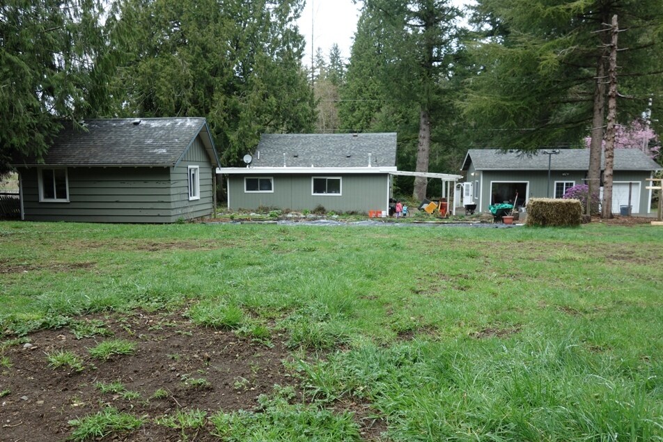 Building Photo - 29901 SE 82nd St
