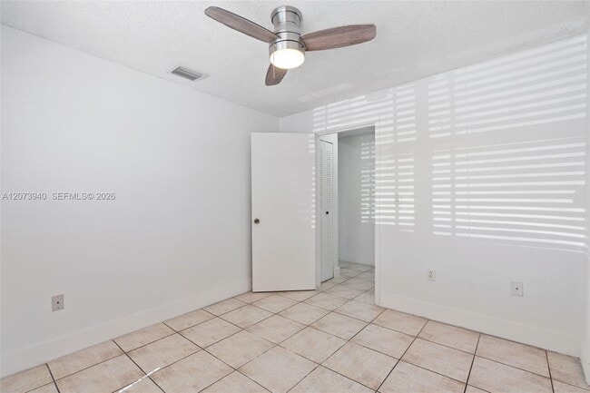 Building Photo - 11259 NW 88th Ave