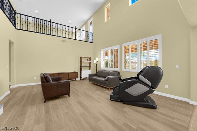 Building Photo - 608 Highland Bluff Way