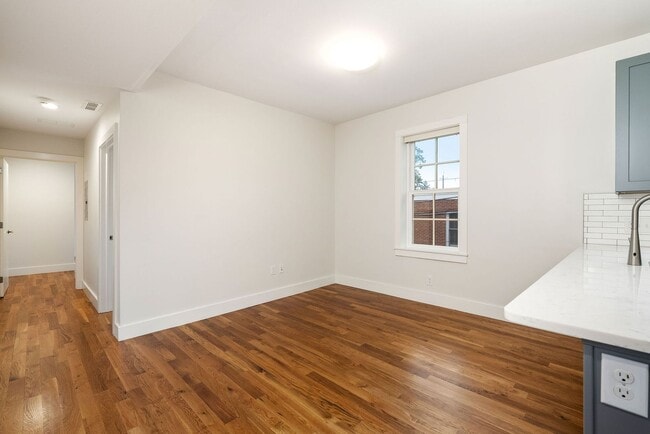 Building Photo - 205 Witherspoon St