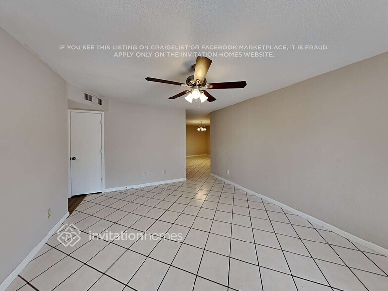 Building Photo - 17846 N 34th Dr