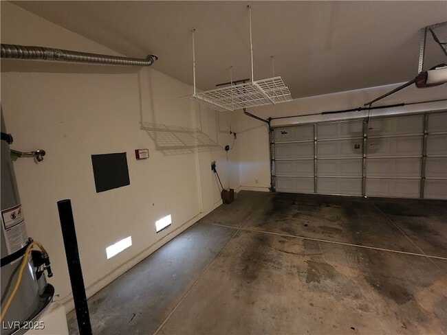 Building Photo - 6434 N Buttercup Creek St