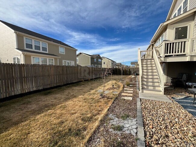 Building Photo - 13360 Olive St