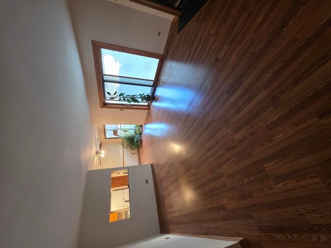 Building Photo - 4601 Olmstead Dr