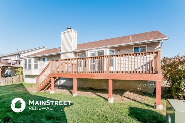 Building Photo - 3064 Laurel Village Cir