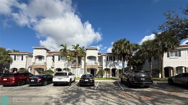 Building Photo - 8227 SW 27th St