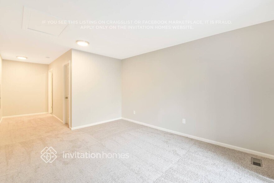 Building Photo - 7924 Park Vista Cir