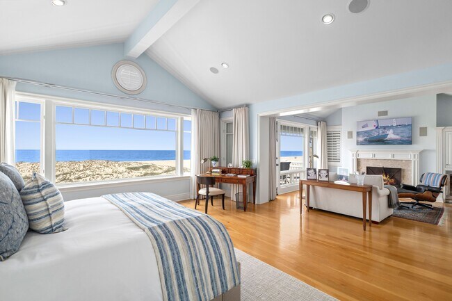 Building Photo - 1550 E Oceanfront