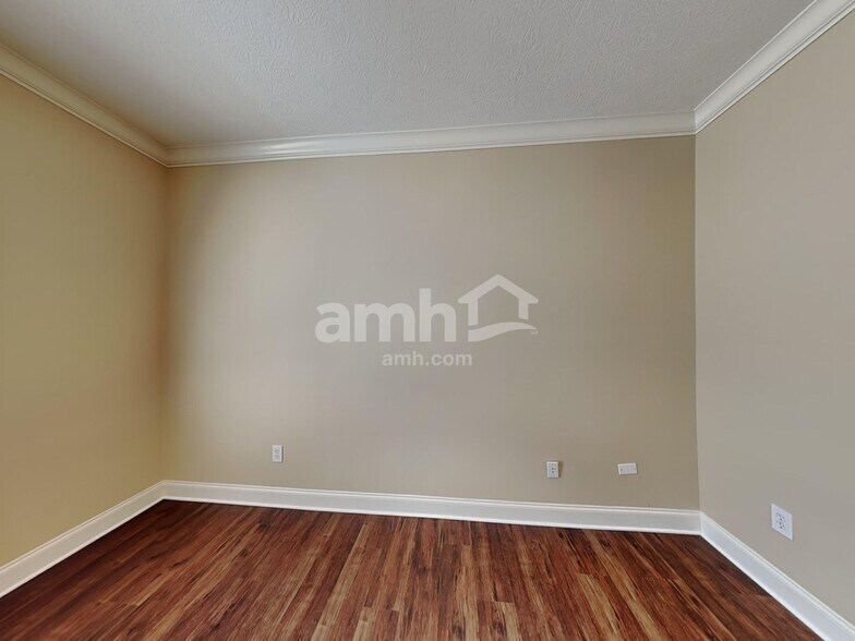 Building Photo - 942 Mill Run Dr