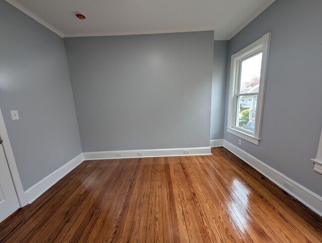 Building Photo - 677 Gerard Ave