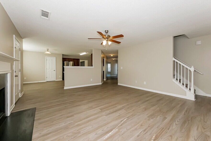 Building Photo - 4133 Alveston Dr