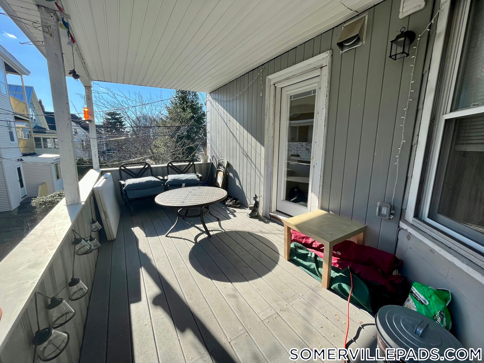 Building Photo - 28R Cherry St