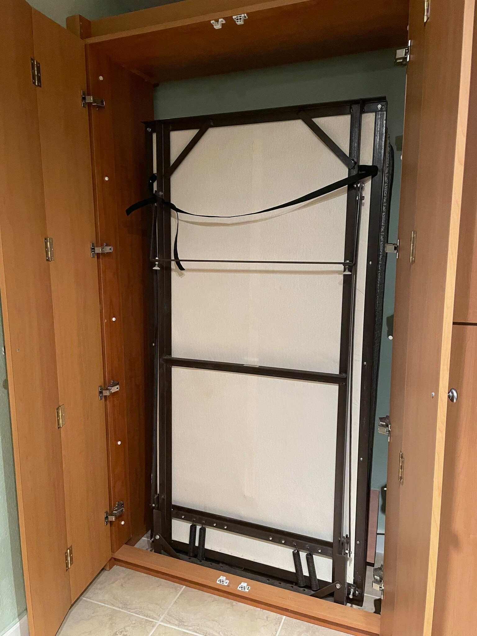 2nd Room Murphy bed - 5005 Collins Ave