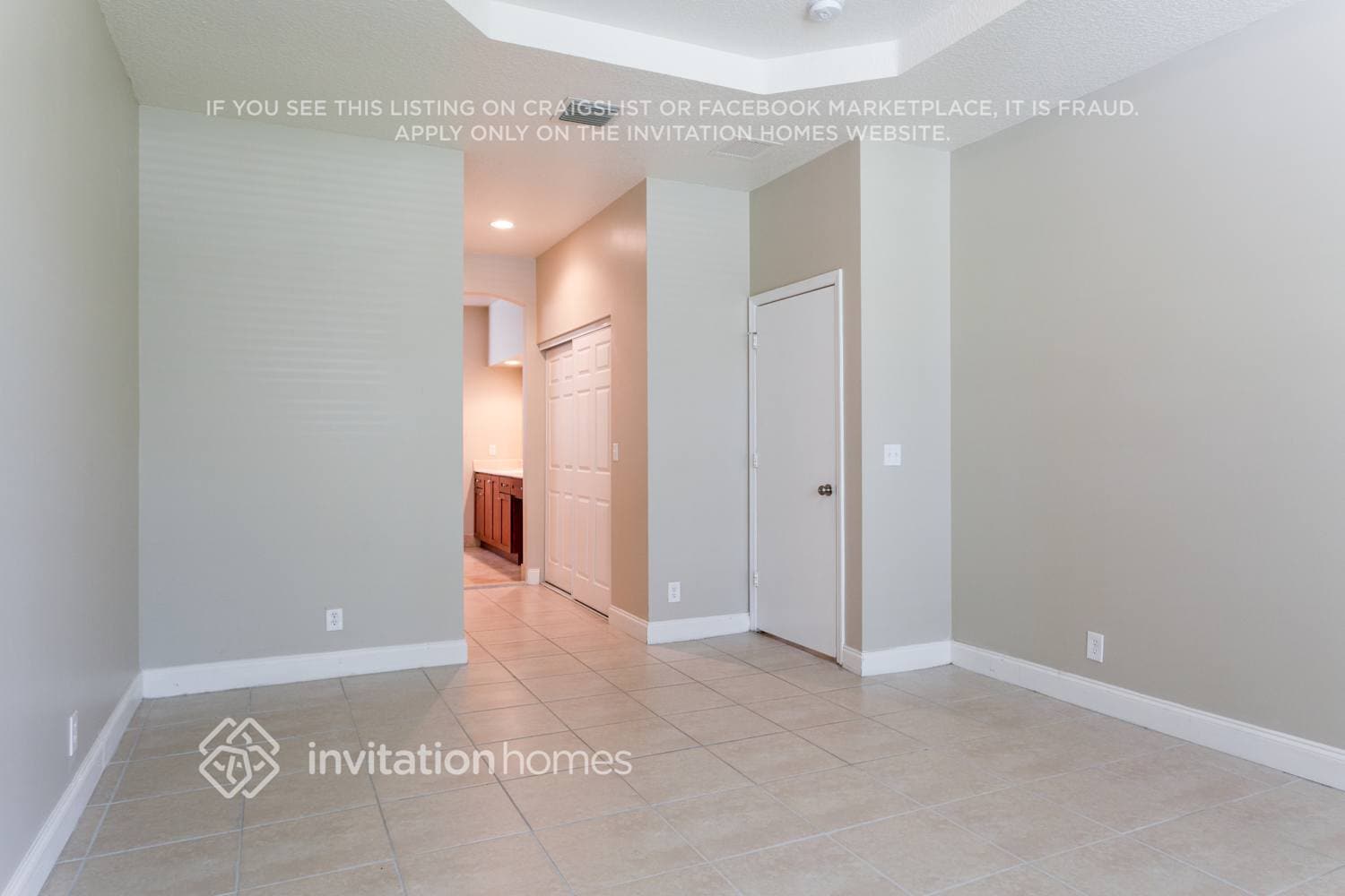 Building Photo - 1250 W Magnolia Cir