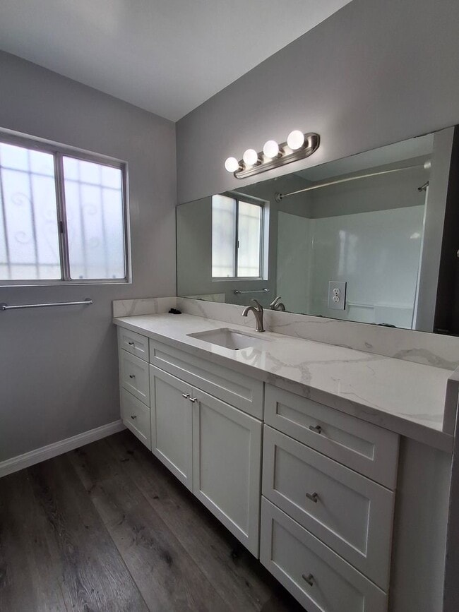 Building Photo - Great Home on a Large Lot! MUST SEE!!!