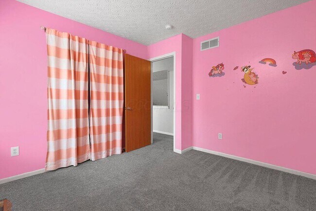 Building Photo - 299 Iris Trail Dr