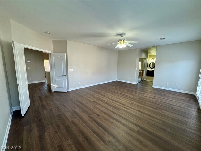 Building Photo - 6586 W Diablo Dr