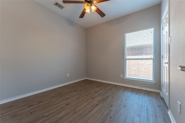 Building Photo - 2401 Spruce Springs Way