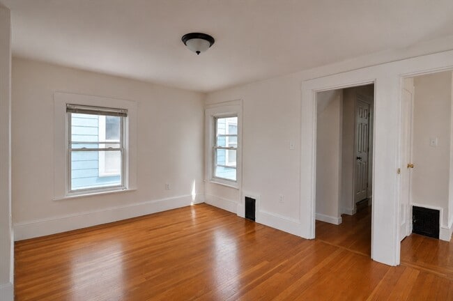 Building Photo - 23 Mt Vernon St