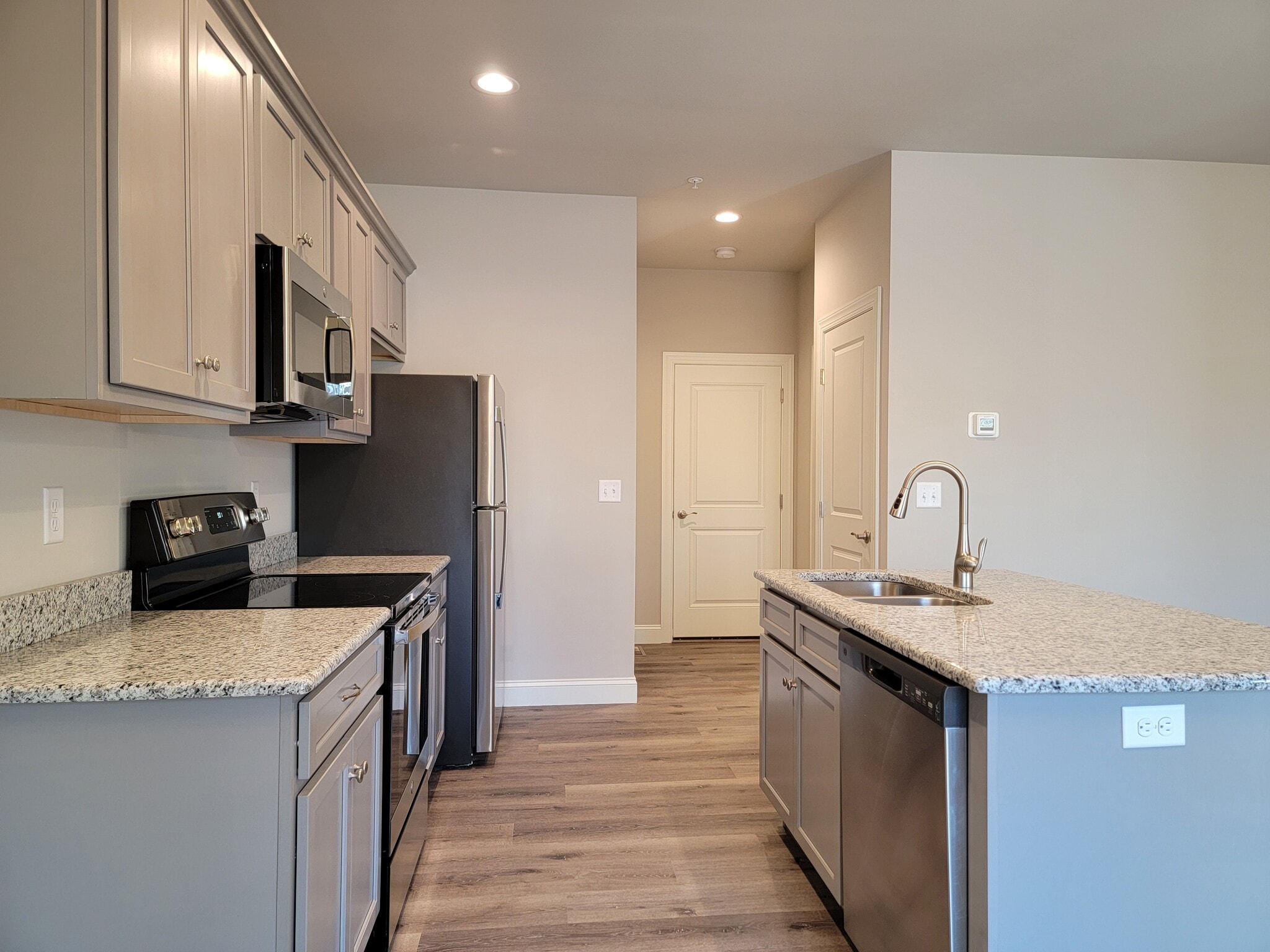 Building Photo - 227 Sage Blvd