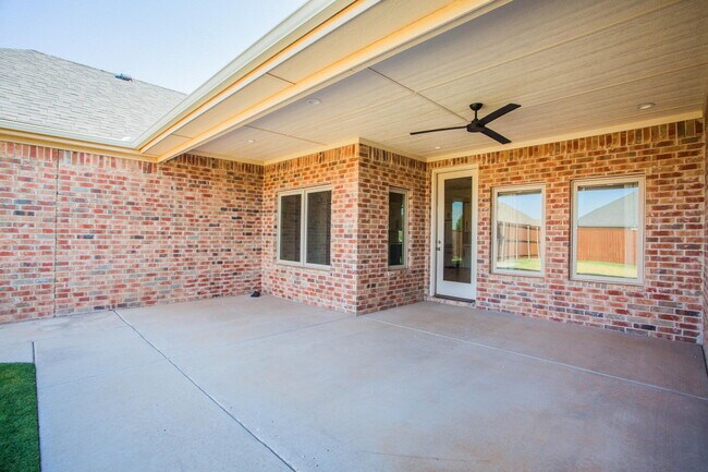 Building Photo - 12010 Troy Ave