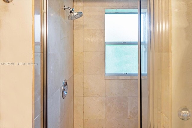 Building Photo - 16550 SW 77th Ct